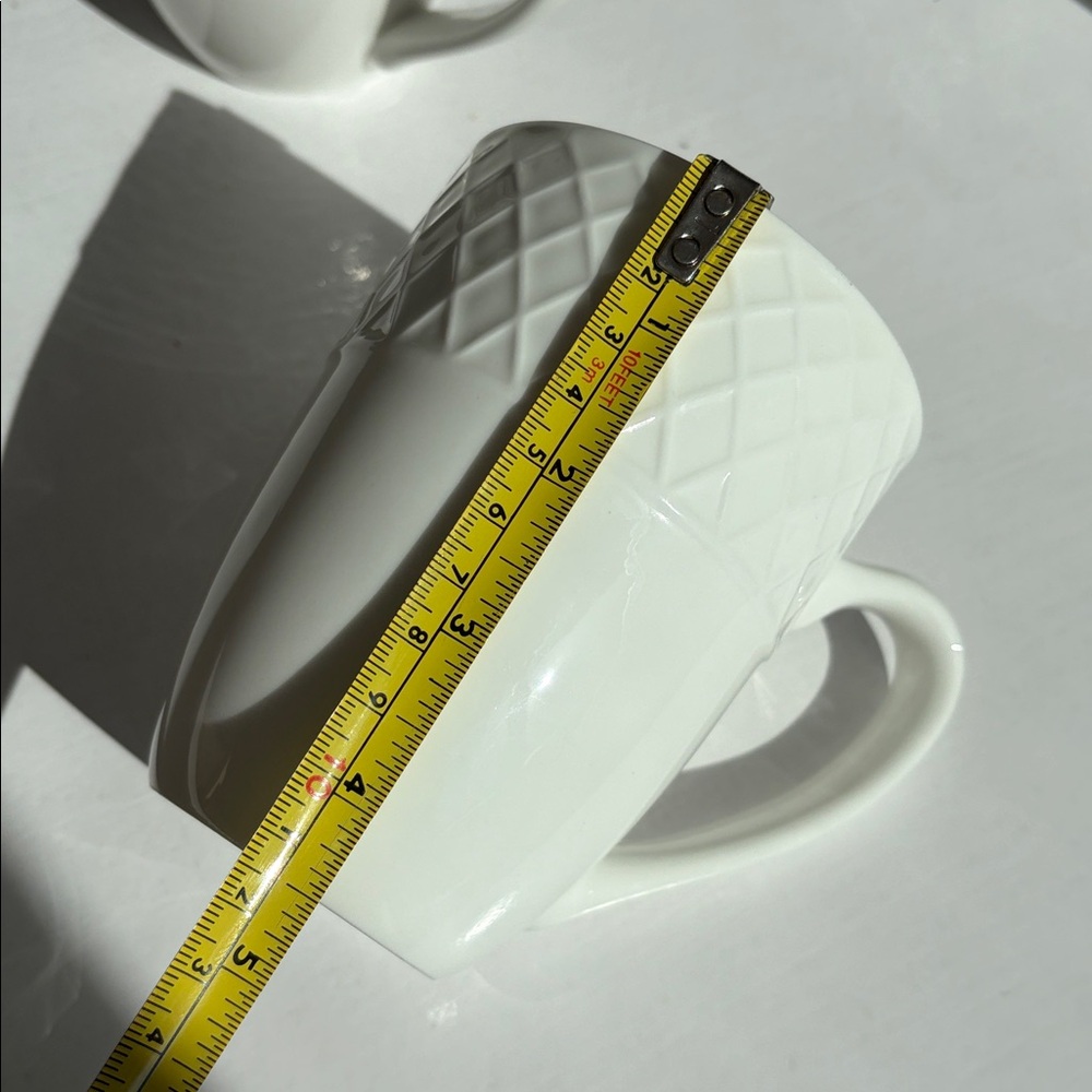 Set of 4 Mikasa large trellis coffee/tea mugs cups - Picture 5 of 9